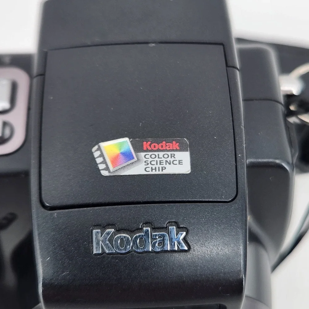 Kodak EasyShare DX7590 Digital Camera 5.0MP 10x Optical Zoom Schneider-Kreuznach